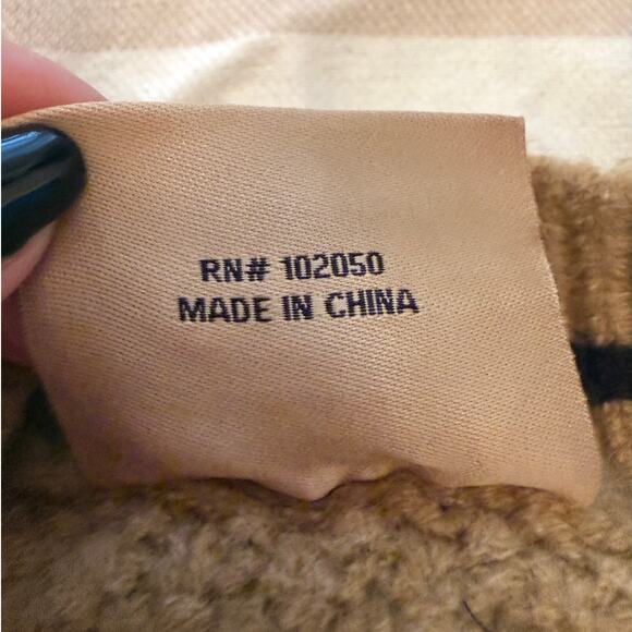 Taylor Swift NWT (bag) | Official Fearless tan cable knit cardigan sweater | XS - Picture 6 of 10